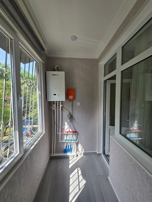 Kirayə verilir 3 otaqlı köhnə tikili, 85 m², Memar Əcəmi m.-13