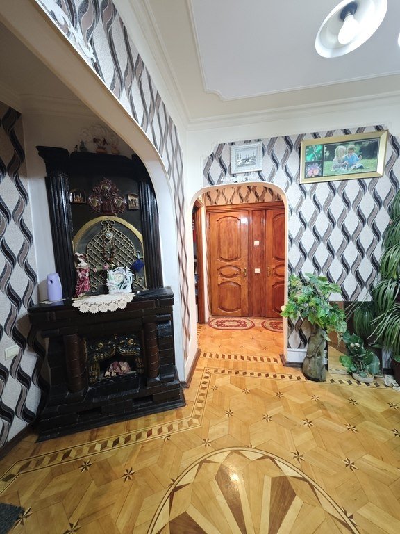 Satılır 4 otaqlı köhnə tikili, 100 m², Bakıxanov (Razin)-4