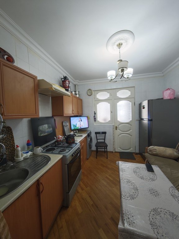Satılır 4 otaqlı köhnə tikili, 100 m², Bakıxanov (Razin)-6