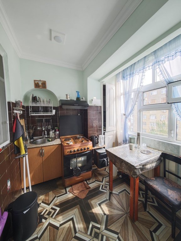 Satılır 4 otaqlı köhnə tikili, 100 m², Bakıxanov (Razin)-7