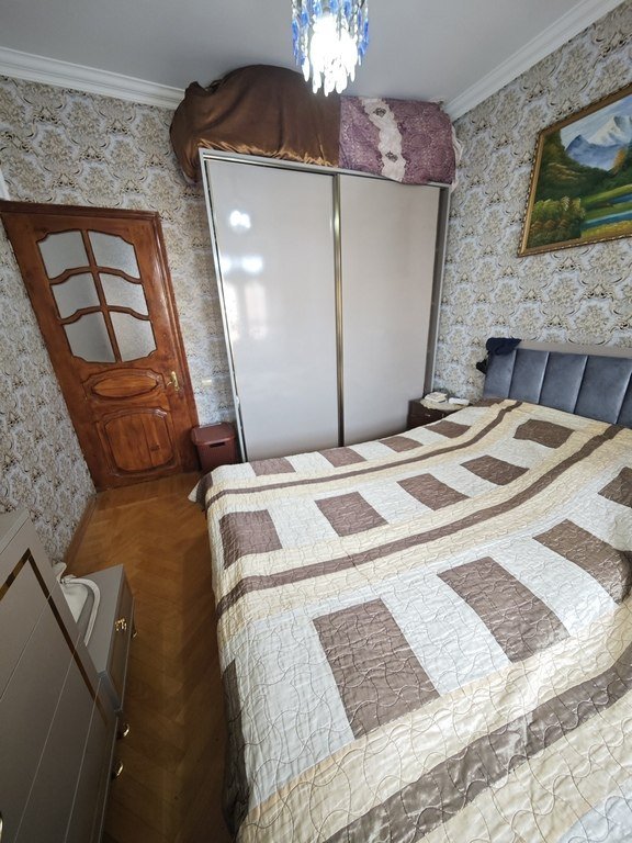 Satılır 4 otaqlı köhnə tikili, 100 m², Bakıxanov (Razin)-16