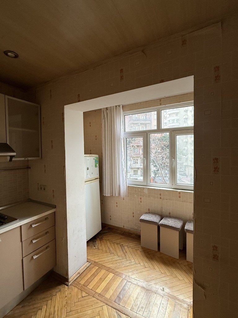 Kirayə verilir 2 otaqlı köhnə tikili, 75 m², Gənclik m.-8