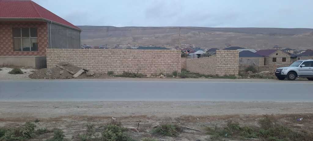 8 sot torpaq satılır, Qobu-2