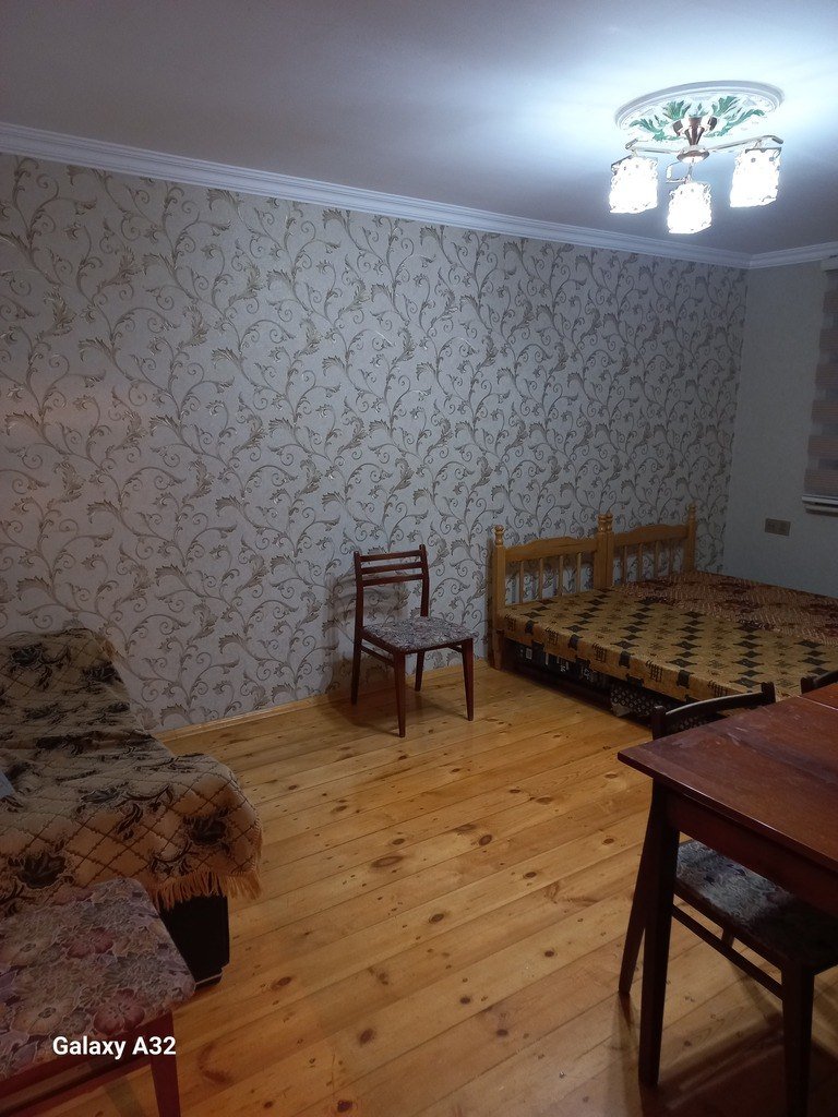 Kirayə verilir 1 otaqlı köhnə tikili, 35 m², Neftçilər m.-4