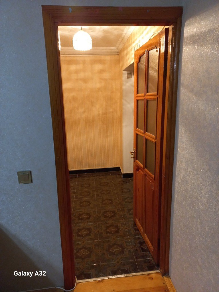 Kirayə verilir 1 otaqlı köhnə tikili, 35 m², Neftçilər m.-6
