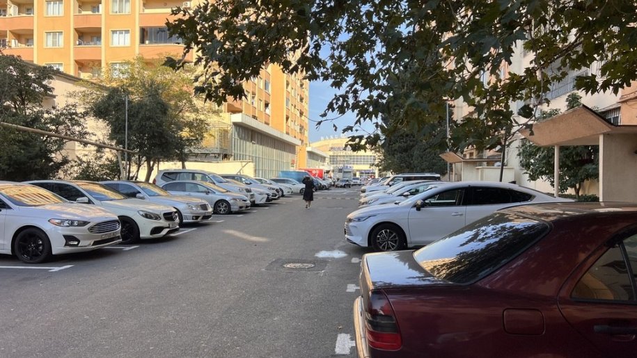 Satılır 2 otaqlı köhnə tikili, 59 m², Bakıxanov (Razin)-2