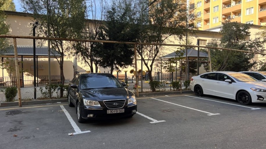 Satılır 2 otaqlı köhnə tikili, 59 m², Bakıxanov (Razin)-3