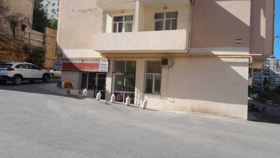 25 kv.m. obyekt icarəyə verilir, İnşaatçılar m.-1