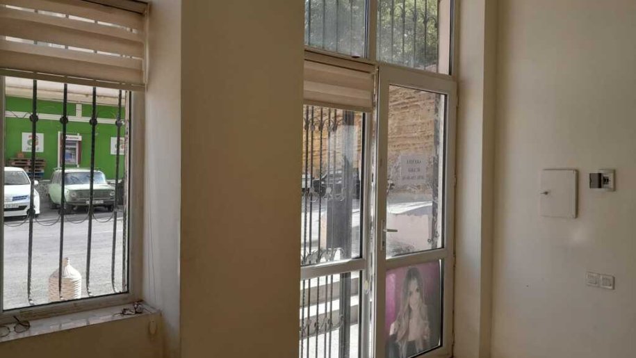 25 kv.m. obyekt icarəyə verilir, İnşaatçılar m.-3