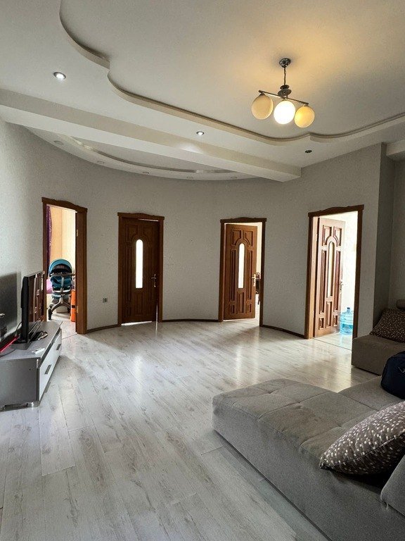 Satılır 3 otaqlı yeni tikili, 144 m², Azadlıq Prospekti m.-2