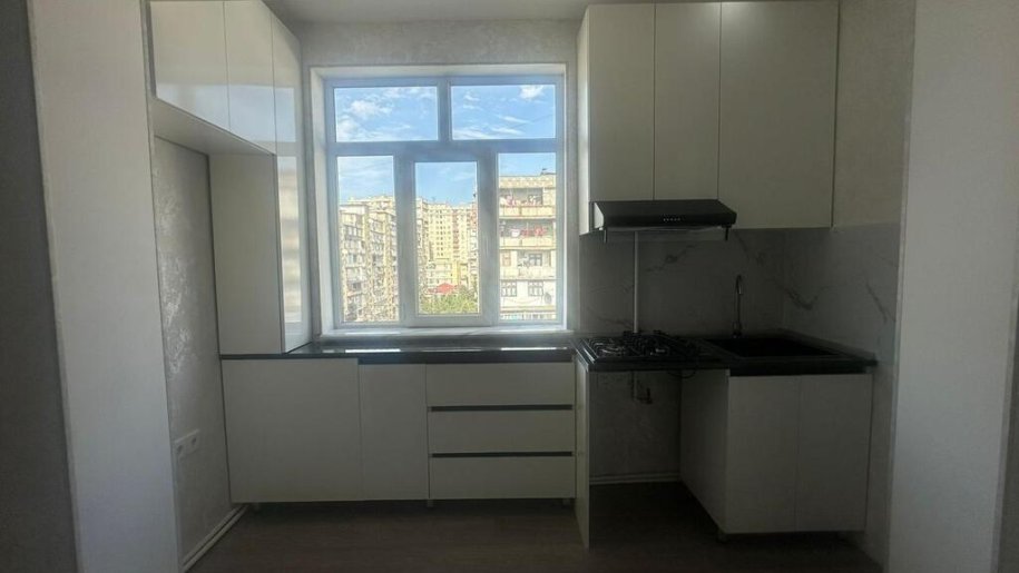 Satılır 2 otaqlı köhnə tikili, 45 m², Xalqlar dostluğu m.-2