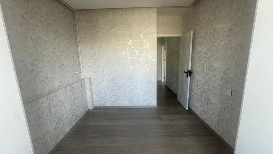 Satılır 2 otaqlı köhnə tikili, 45 m², Xalqlar dostluğu m.-6
