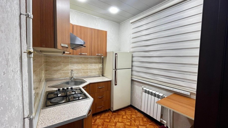 Satılır 1 otaqlı köhnə tikili, 45 m², Memar Əcəmi m.-4