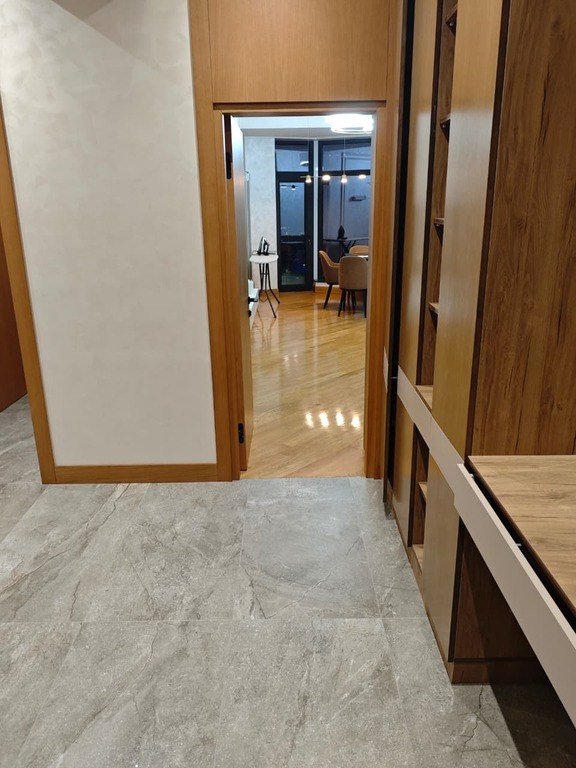 Kirayə verilir 2 otaqlı yeni tikili, 70 m², 28 May m.-8