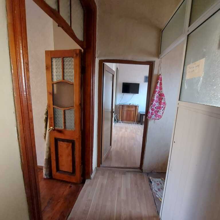 Satılır 3 otaqlı köhnə tikili, 56 m², 28 May m.-7