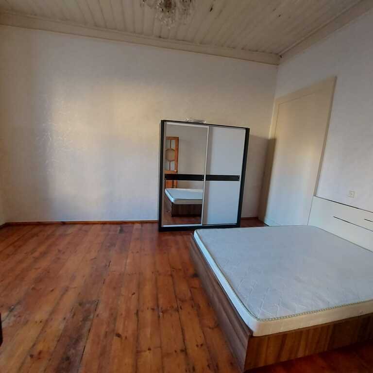 Satılır 3 otaqlı köhnə tikili, 56 m², 28 May m.-12