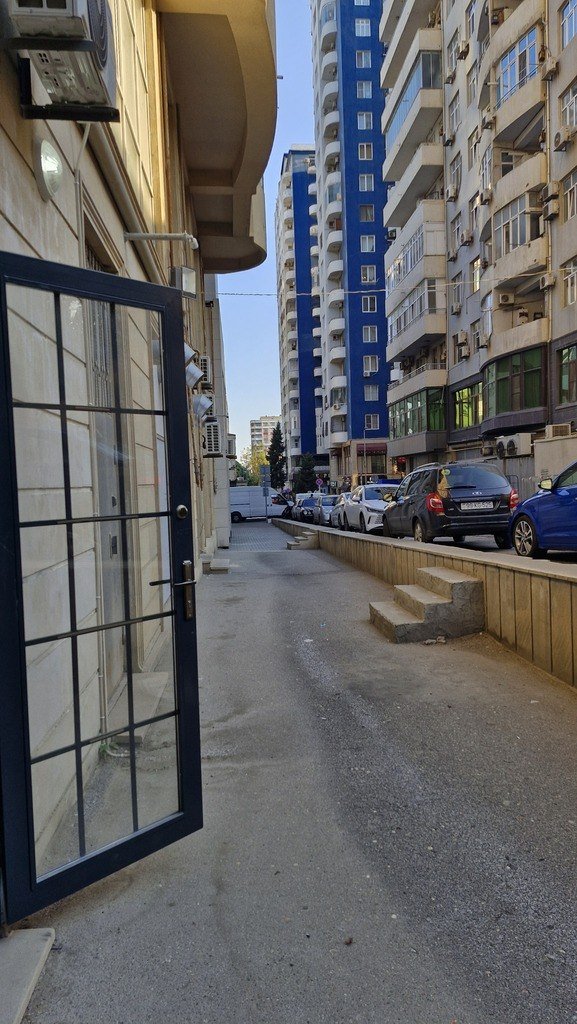 80 m<sup>2</sup> obyekt satılır, Nizami m.-1