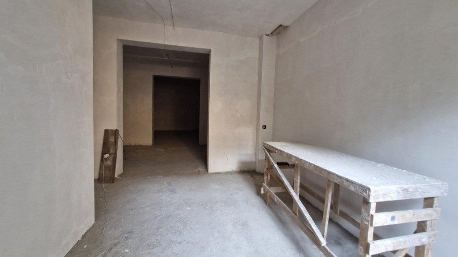 80 m<sup>2</sup> obyekt satılır, Nizami m.-13