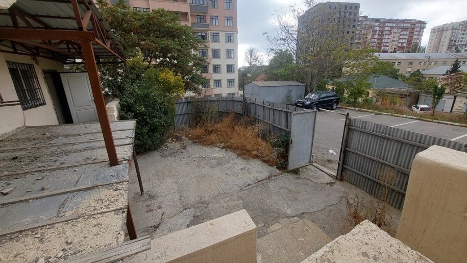 Satılır 4 otaqlı köhnə tikili, 94 m², 9-cu mikrorayon-3