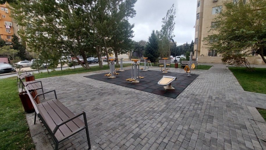 Satılır 4 otaqlı köhnə tikili, 94 m², 9-cu mikrorayon-14