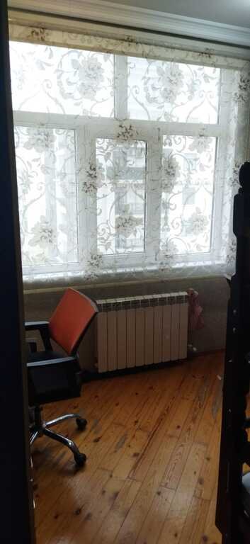 Kirayə verilir 3 otaqlı köhnə tikili, 80 m², 8 noyabr-7