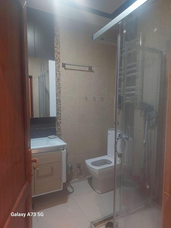 Kirayə verilir 3 otaqlı köhnə tikili, 80 m², 8 noyabr-8
