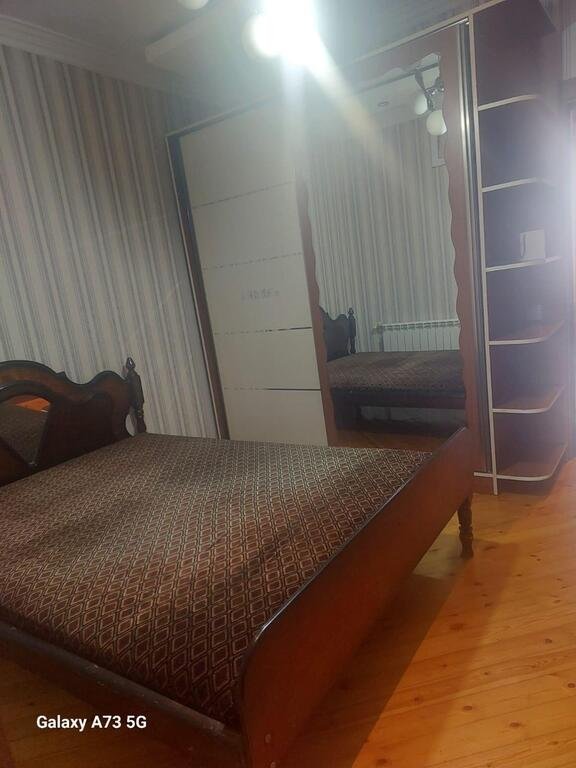 Kirayə verilir 3 otaqlı köhnə tikili, 80 m², 8 noyabr-10