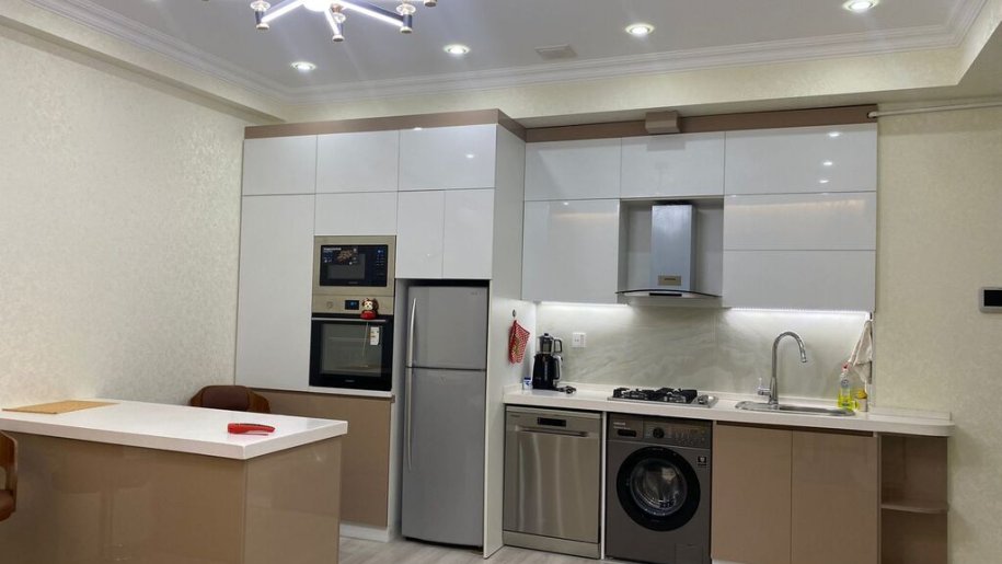 Kirayə verilir 2 otaqlı köhnə tikili, 65 m², Sahil m.-16