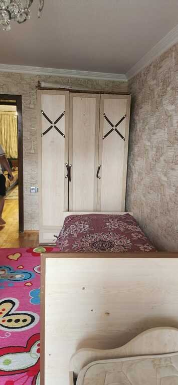 Kirayə verilir 3 otaqlı köhnə tikili, 80 m², Elmlər Akademiyası m.-19