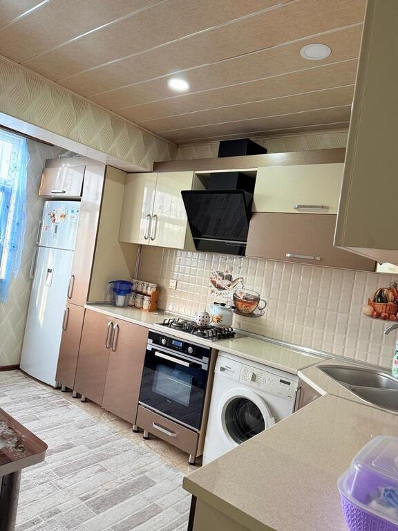 Satılır 2 otaqlı köhnə tikili, 60 m², Köhnə Günəşli-3