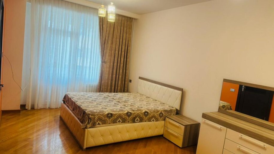 Kirayə verilir 2 otaqlı yeni tikili, 85 m², Qara Qarayev m.-5