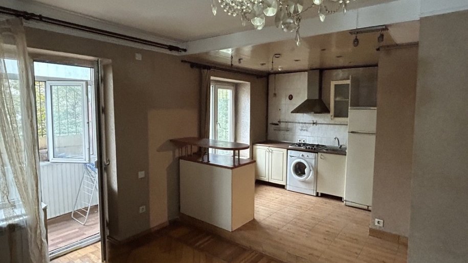 Satılır 3 otaqlı köhnə tikili, 80 m², Elmlər Akademiyası m.-1