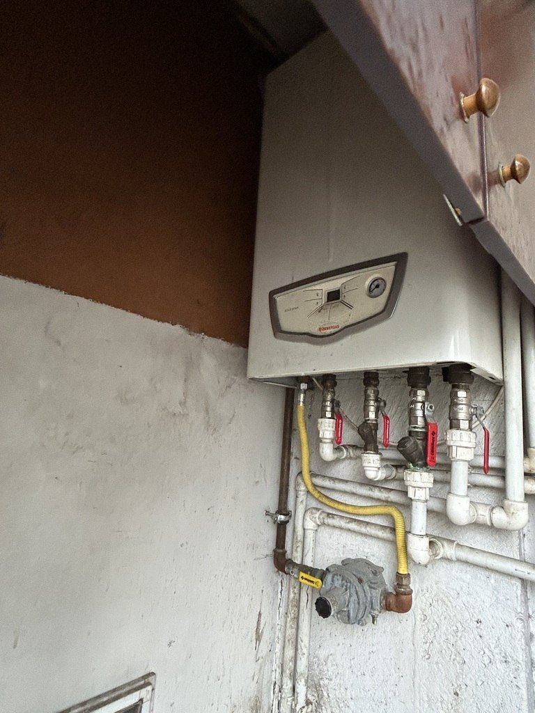 Satılır 3 otaqlı köhnə tikili, 80 m², Elmlər Akademiyası m.-6