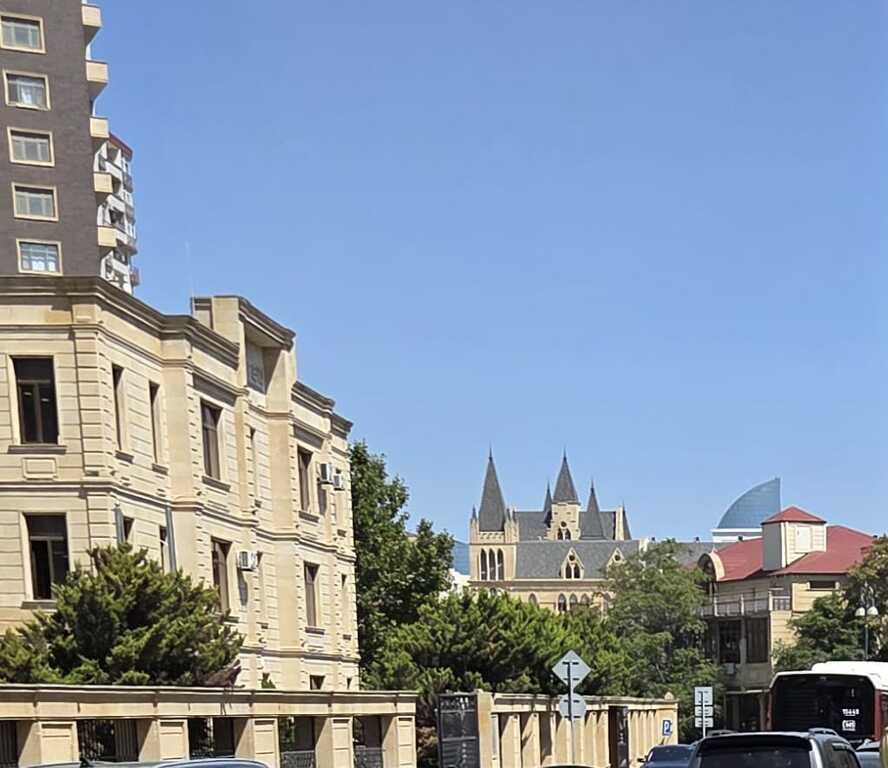 Kirayə verilir 3 otaqlı yeni tikili, 138 m², Badamdar-2