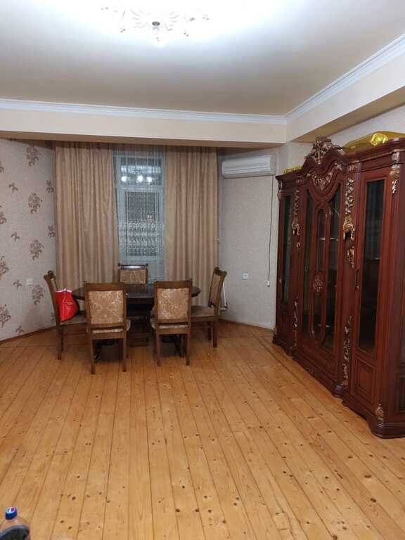 Kirayə verilir 2 otaqlı yeni tikili, 70 m², Neftçilər m.-2