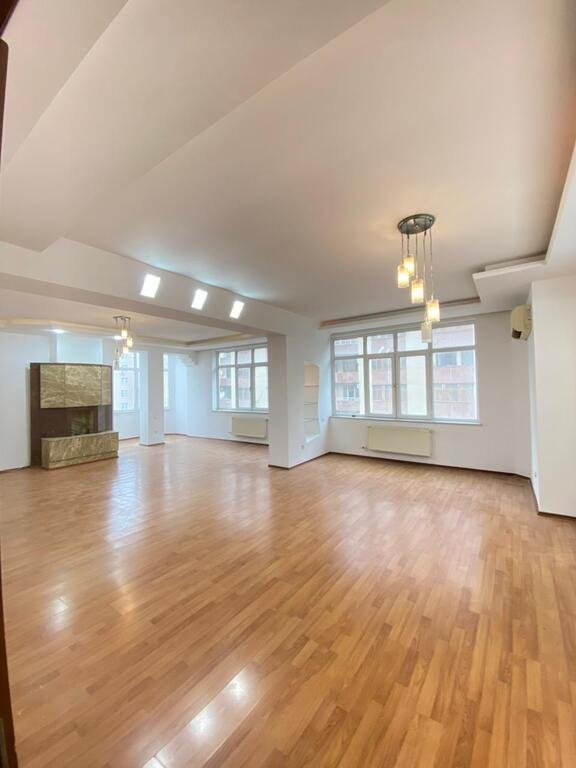 Satılır 6 otaqlı yeni tikili, 350 m², Xətai m.-4