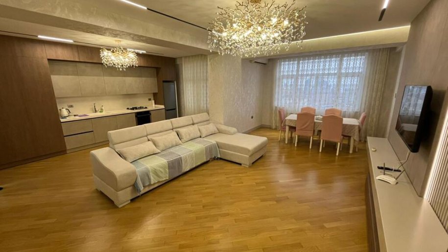Kirayə verilir 3 otaqlı yeni tikili, 140 m², Nərimanov-3