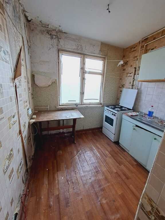 Satılır 1 otaqlı köhnə tikili, 37 m², Neftçilər m.-5