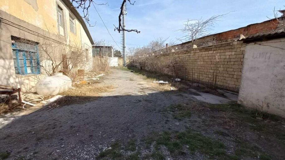 32 sot torpaq satılır, Ulduz m.-5