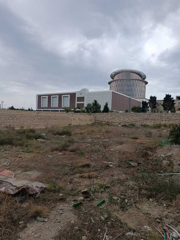 15 sot torpaq satılır, Xətai-1