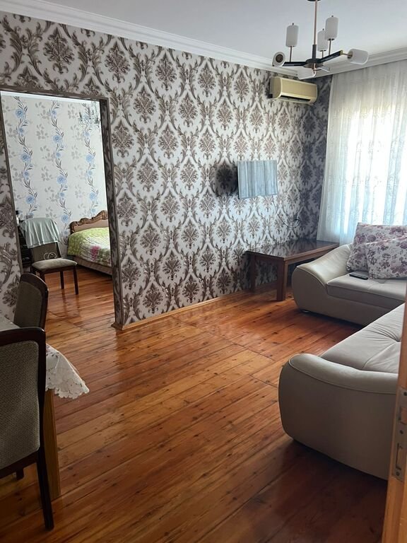 Satılır 5 otaqlı köhnə tikili, 112 m², Həzi Aslanov m.-2