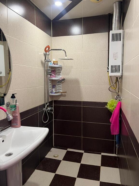 Satılır 5 otaqlı köhnə tikili, 112 m², Həzi Aslanov m.-12