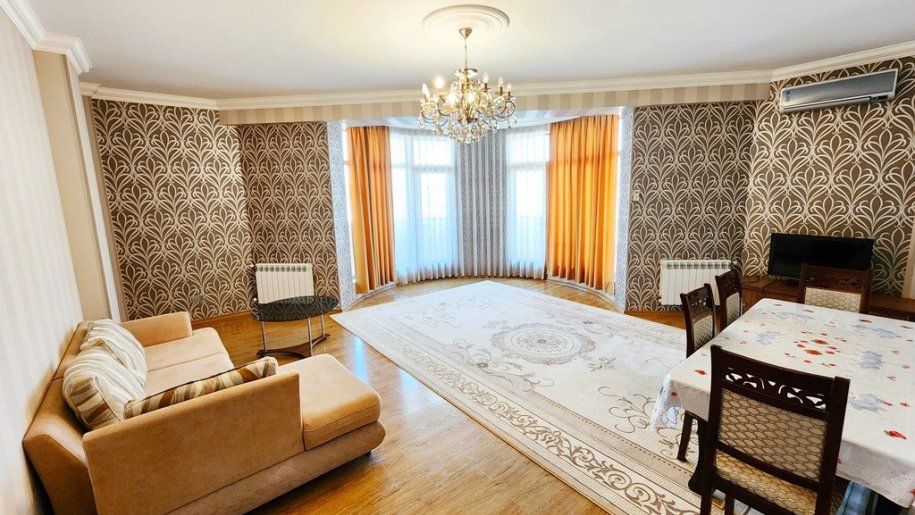 Kirayə verilir 3 otaqlı yeni tikili, 160 m², Sahil m.-3