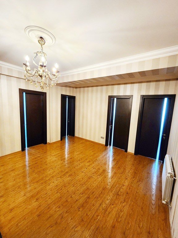 Kirayə verilir 3 otaqlı yeni tikili, 160 m², Sahil m.-5