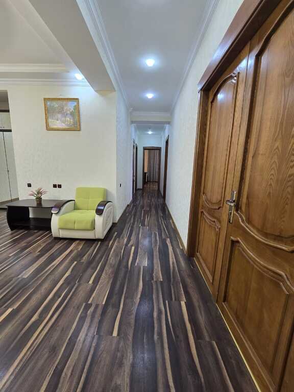 Satılır 3 otaqlı yeni tikili, 175 m², Nizami m.-3