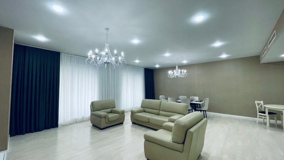 Kirayə verilir 3 otaqlı yeni tikili, 180 m², Nəsimi-5