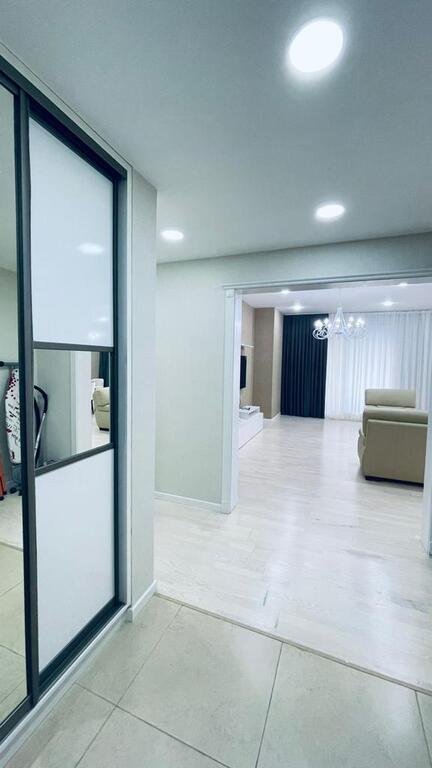 Kirayə verilir 3 otaqlı yeni tikili, 180 m², Nəsimi-14