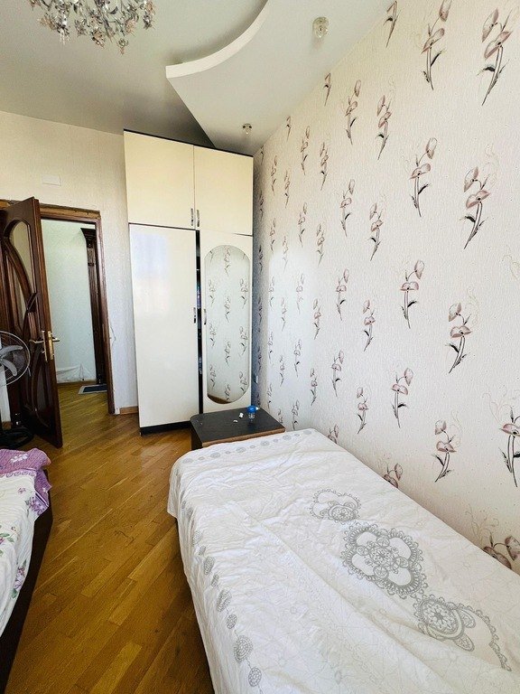 Kirayə verilir 3 otaqlı yeni tikili, 125 m², Xalqlar dostluğu m.-2