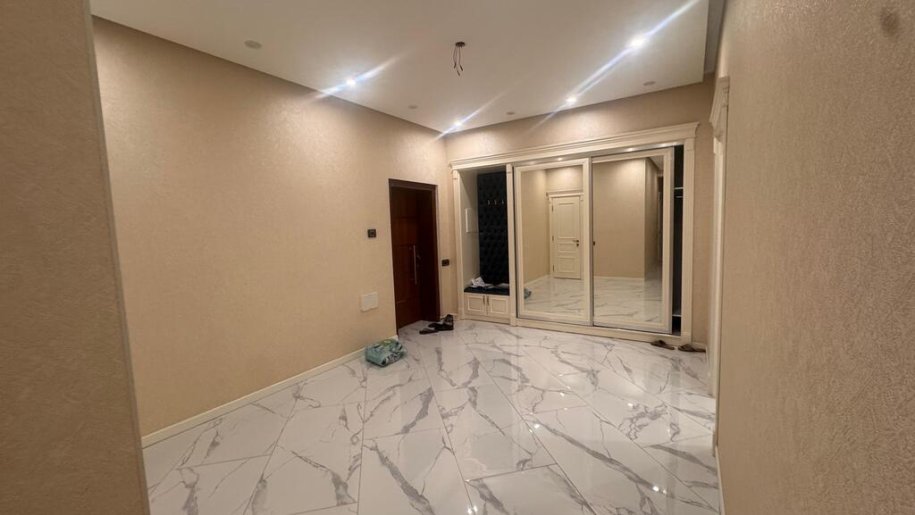 Satılır 4 otaqlı yeni tikili, 195 m², Nizami m.-11
