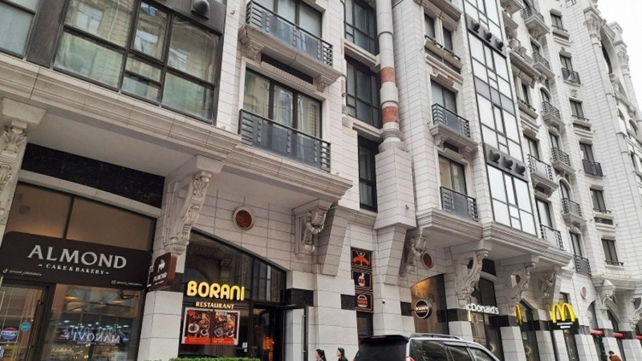 Kirayə verilir 4 otaqlı yeni tikili, 220 m², Sahil m.-1